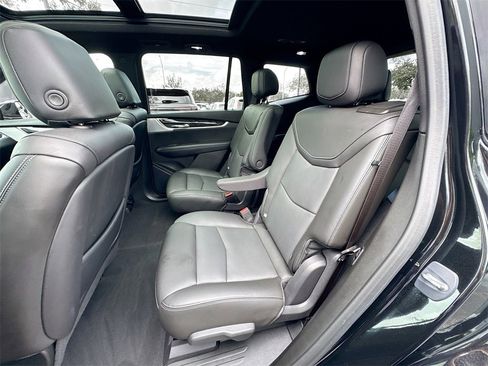Used 2024 Cadillac XT6 Premium Luxury w/ Technology Package image 27