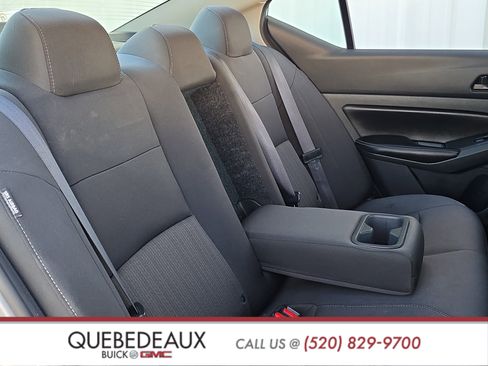 Used 2024 Nissan Altima 2.5 SV FWD image 27