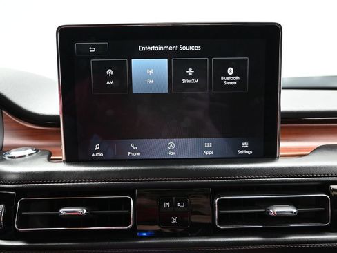 Used 2022 Lincoln Aviator Reserve w/ Equipment Group 201A AWD/4WD image 36