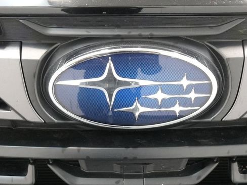 Used 2023 Subaru Forester Limited w/ Popular Package #3 image 12