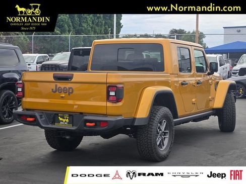 New 2026 Jeep Gladiator Mojave AWD/4WD image 3