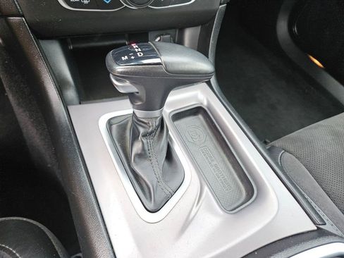 Used 2022 Dodge Charger Scat Pack w/ Plus Group RWD image 19