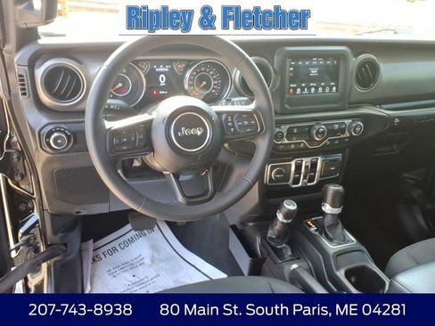 Used 2023 Jeep Wrangler Unlimited Sport AWD/4WD image 16