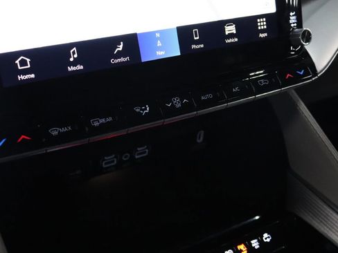 Used 2023 Jeep Grand Wagoneer Series II w/ Premium Group II image 15