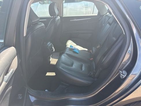 Used 2020 Ford Fusion Titanium image 9