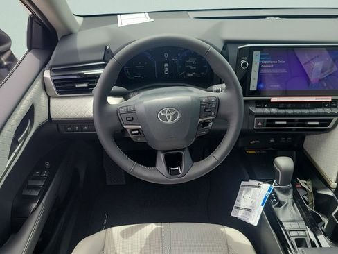 New 2026 Toyota Camry XLE AWD/4WD image 12