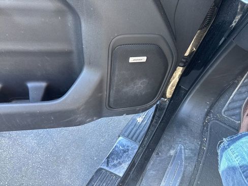 Used 2022 GMC Sierra 1500 SLT image 11