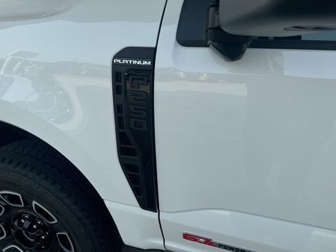 New 2026 Ford F250 Platinum image 31