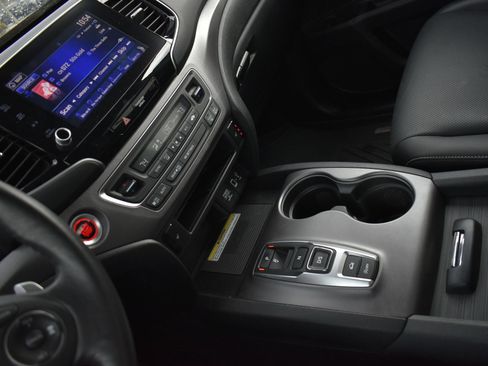 Used 2023 Honda Ridgeline RTL-E image 24