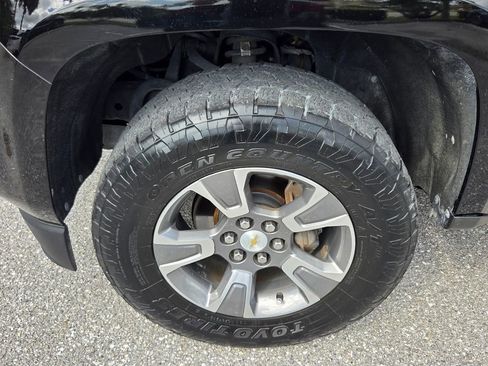 Used 2018 Chevrolet Colorado Z71 RWD image 17