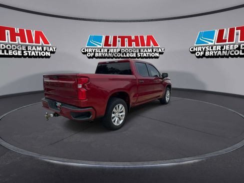 Used 2022 Chevrolet Silverado 1500 Custom w/ LPO, Dark Essentials Package RWD image 8