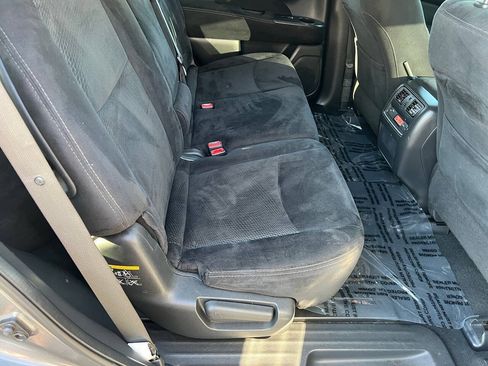 Used 2015 Nissan Pathfinder SV FWD image 26