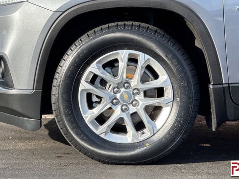 Certified 2020 Chevrolet Traverse LT image 34