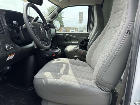 New 2025 Chevrolet Express 3500 w/ Power Convenience Package image 9