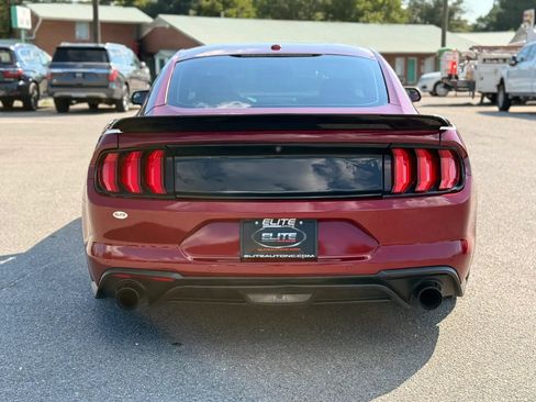 Used 2019 Ford Mustang Coupe w/ Equipment Group 101A RWD image 8
