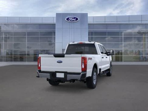 New 2026 Ford F250 XLT w/ FX4 Off-Road Package AWD/4WD image 8