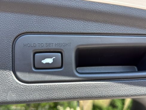 Used 2022 Acura MDX SH-AWD w/ Advance Package image 25
