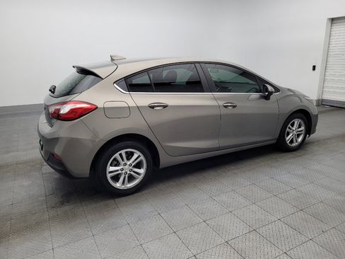 Used 2018 Chevrolet Cruze LT w/ Convenience Package image 10