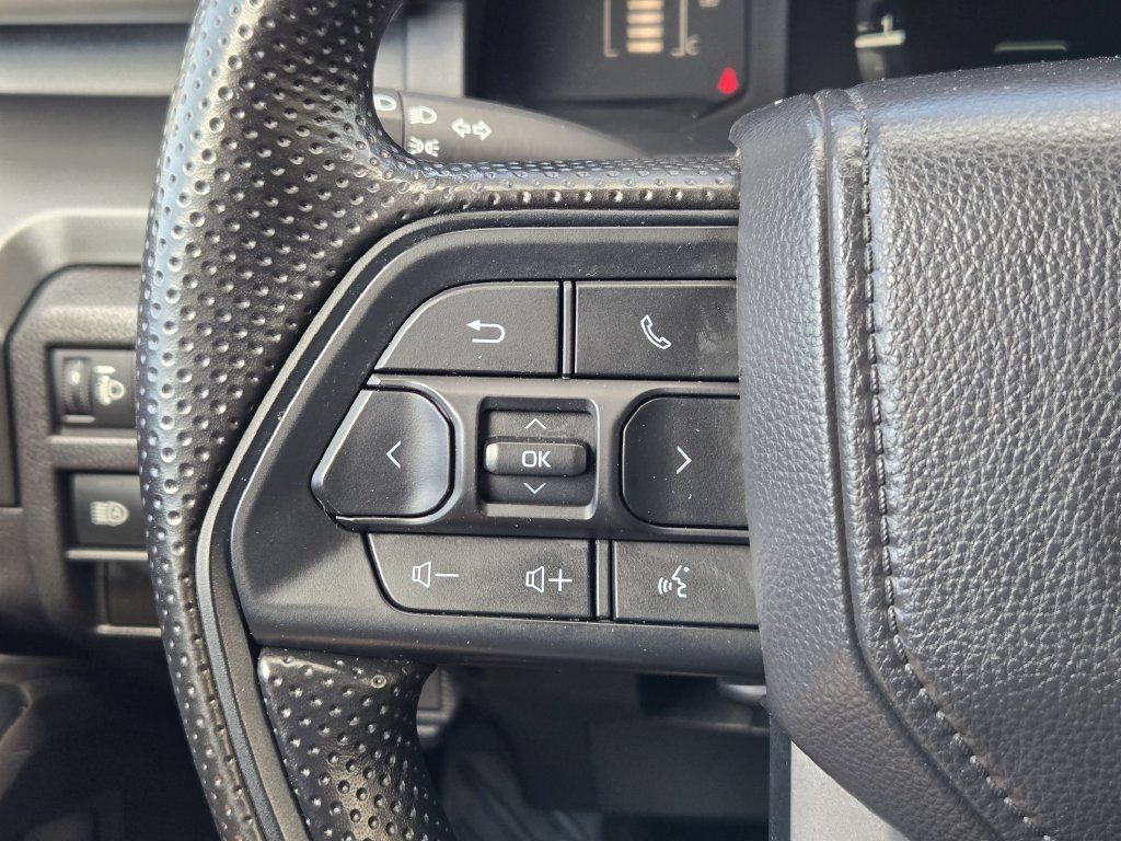 Used 2025 Toyota Tacoma SR RWD image 27