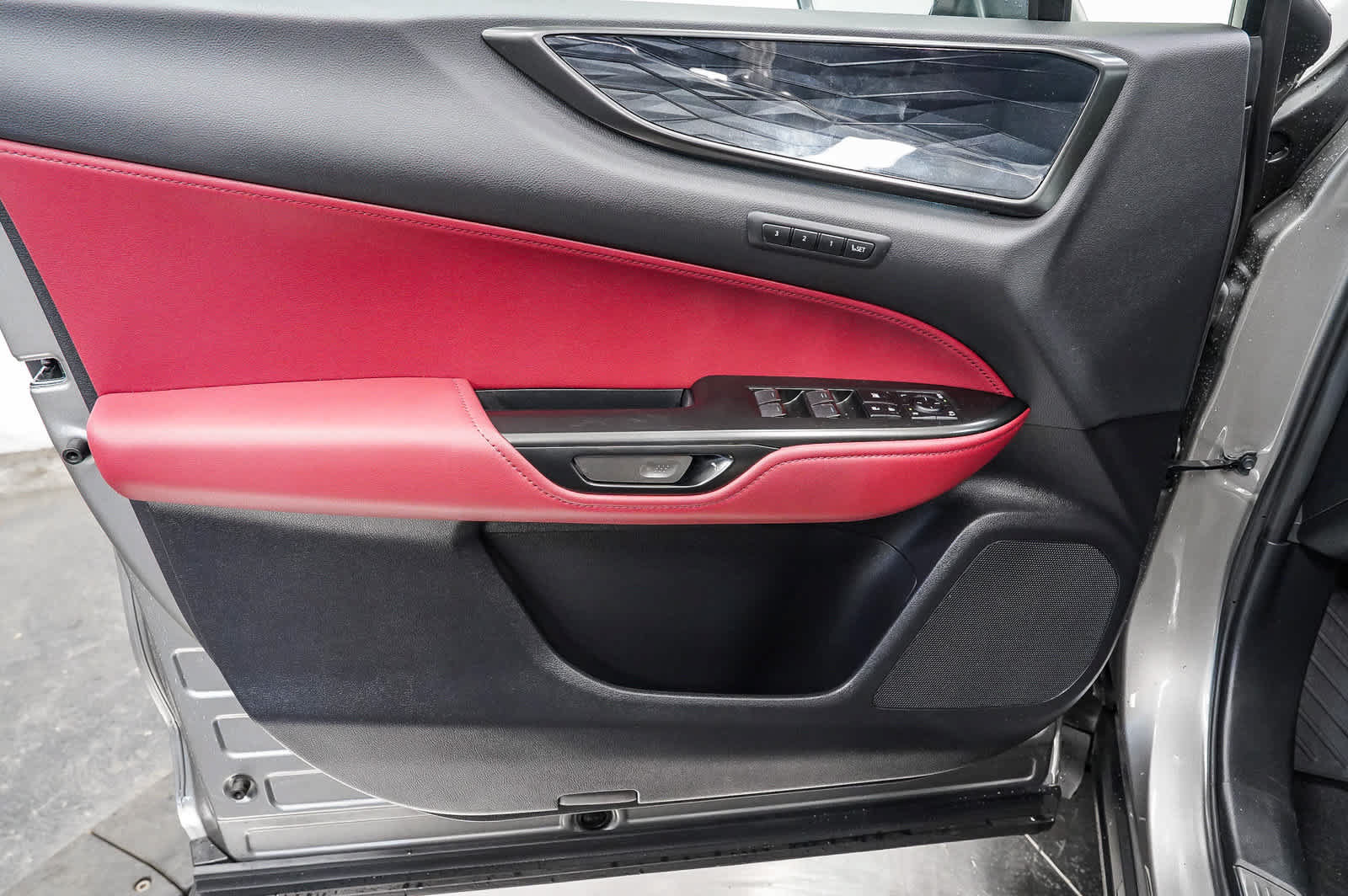 Used 2025 Lexus NX 350 AWD w/ Cold Area Package image 22