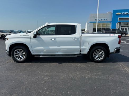 Used 2021 Chevrolet Silverado 1500 LTZ w/ LTZ Convenience Package II AWD/4WD image 2