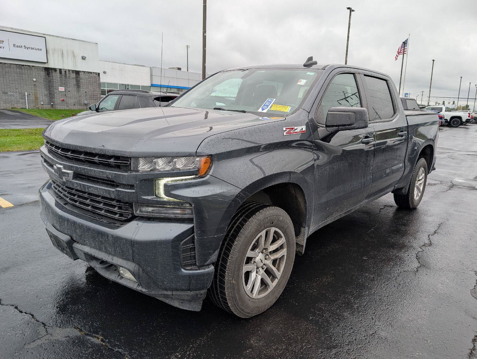 Used 2022 Chevrolet Silverado 1500 RST AWD/4WD image 4