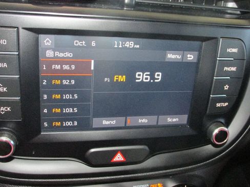 Used 2020 Kia Soul LX image 20