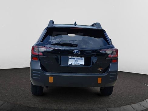 Used 2025 Subaru Outback Wilderness AWD/4WD image 6