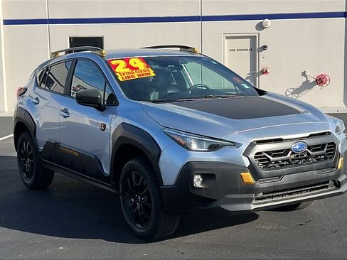 Used 2024 Subaru Crosstrek 2.5i Wilderness image 3