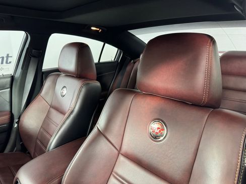 Used 2014 Dodge Charger R/T image 2