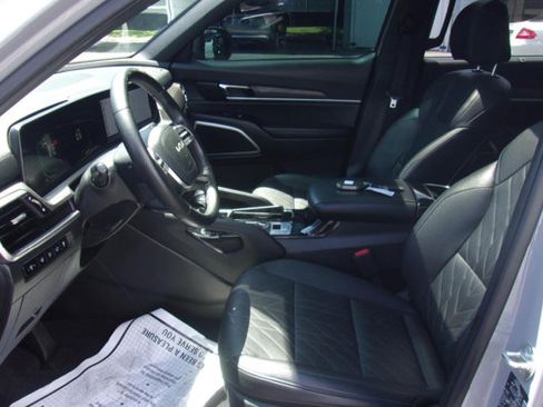 Used 2025 Kia Telluride EX X-Line AWD/4WD image 11
