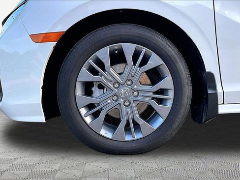Used 2025 Honda Odyssey Touring image 25