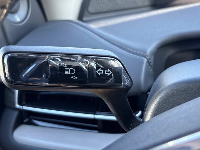 New 2027 Lincoln Navigator Reserve AWD/4WD image 28