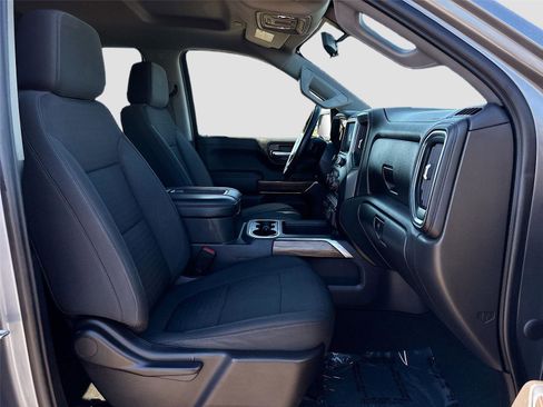 Used 2021 Chevrolet Silverado 1500 RST w/ Convenience Package II image 28