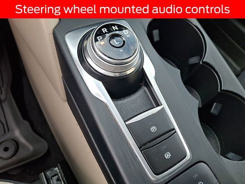 Used 2021 Ford Escape SE image 14