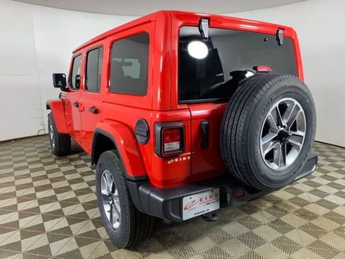 Used 2023 Jeep Wrangler Sahara image 7