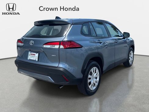 Used 2024 Toyota Corolla Cross L AWD/4WD image 4