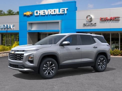 New 2026 Chevrolet Equinox LT w/ Safety and Technology Package image 2