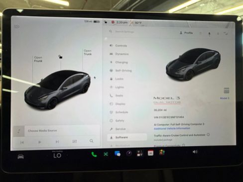 Used 2022 Tesla Model 3 Performance AWD/4WD image 9