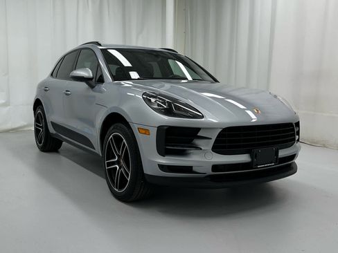 Used 2021 Porsche Macan AWD/4WD image 2