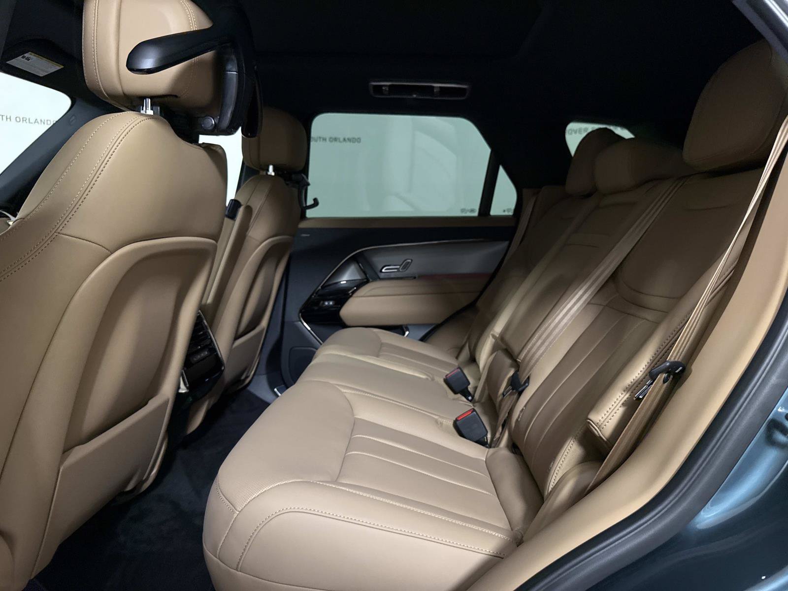 New 2027 Land Rover Range Rover Sport SE AWD/4WD image 14