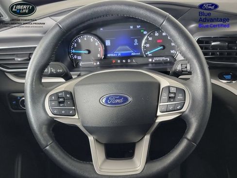 Certified 2024 Ford Explorer XLT w/ Equipment Group 202A AWD/4WD image 29