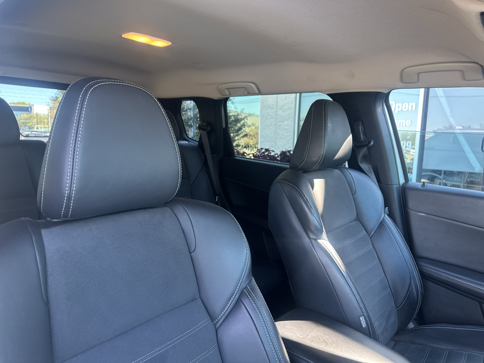 Used 2024 Mitsubishi Outlander SE FWD image 12