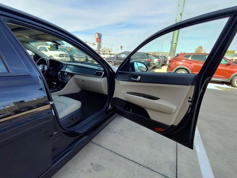 Used 2017 Kia Optima EX w/ Premium Package image 41