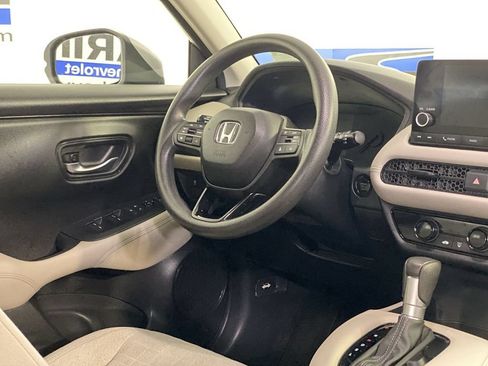Used 2023 Honda HR-V LX image 10