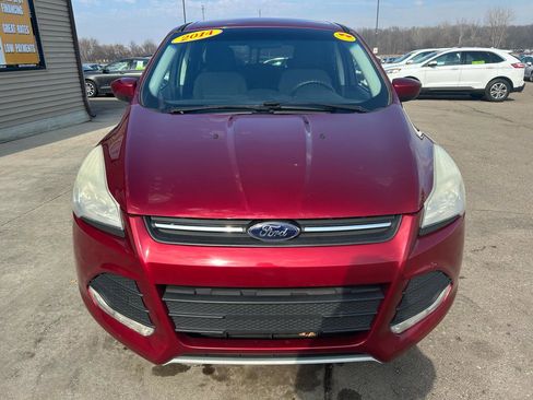 Used 2014 Ford Escape SE image 2