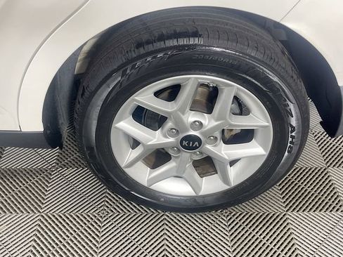 Used 2020 Kia Soul S FWD image 29