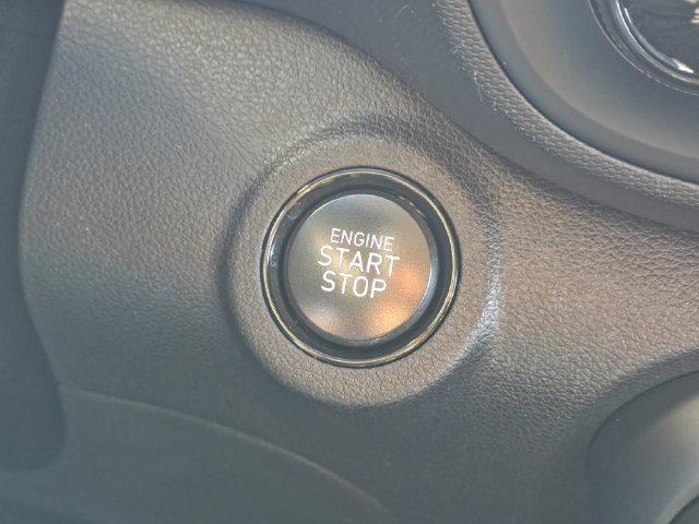 Certified 2024 Hyundai Venue SEL FWD image 11