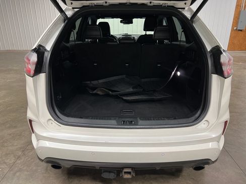 Used 2020 Ford Edge ST-Line w/ Cold Weather Package AWD/4WD image 11