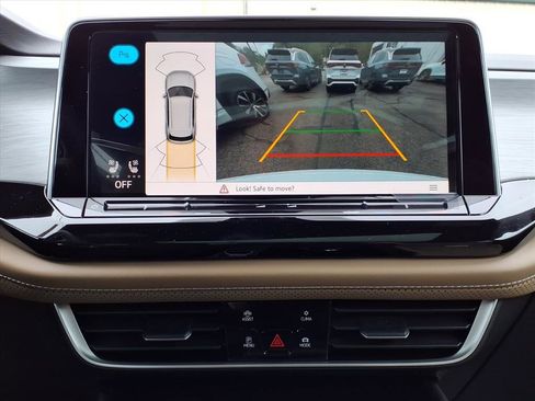 New 2026 Volkswagen Atlas Cross Sport SE image 10